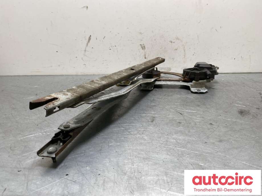 Ruteheis venstre foran til Ford F-250 1997-2003  (1C3Z2523201BA|)