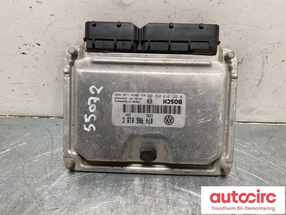 Styreenhet motor til VW Transporter / Caravelle, 1990-2003 (T4) (T4) (VW/BOSCH|074 906 018 AH)