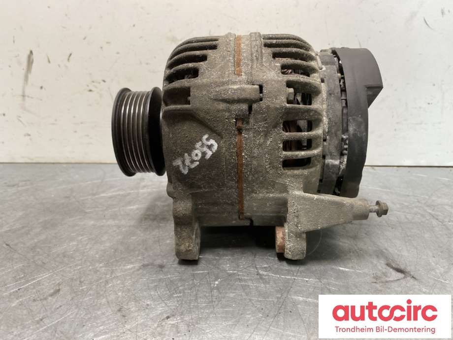 Dynamo diesel til VW Transporter / Caravelle 1990-2003 (T4) (T4) (BOSCH/AUDI/VW|028 903 018 C|)