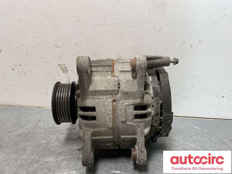 Dynamo diesel til VW Transporter / Caravelle 1990-2003 (T4) (T4) (BOSCH/AUDI/VW|028 903 018 C|)