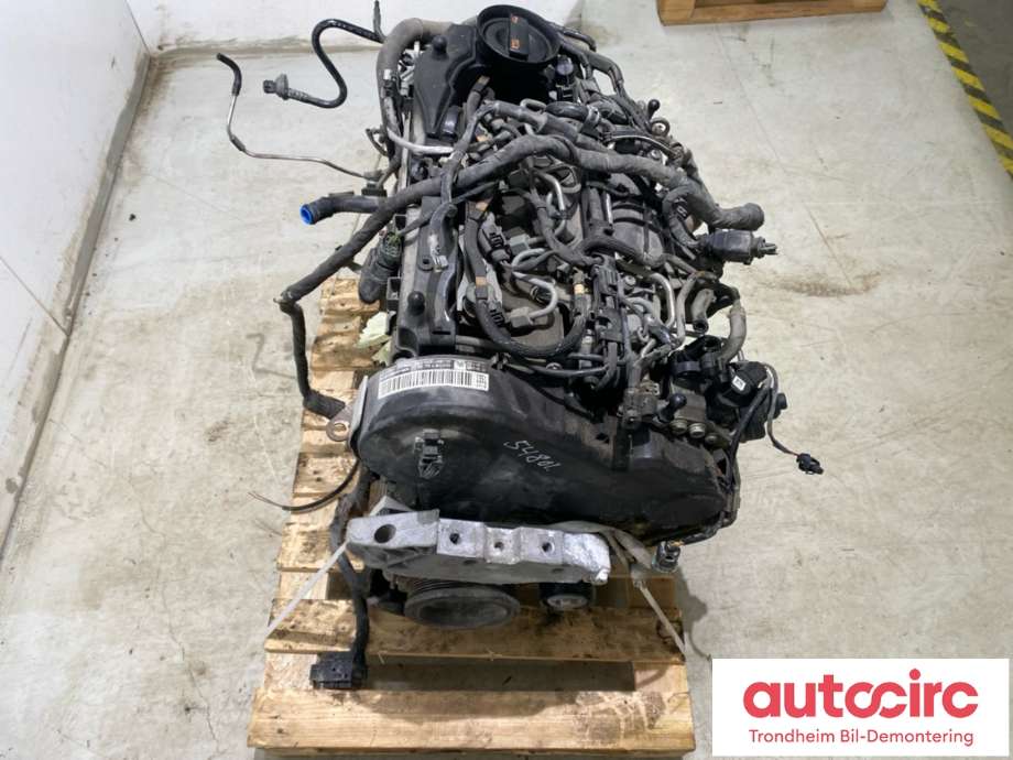 Motor diesel til VW Passat 2011-2015 (B7) (B7) (03L 100 090 J|)