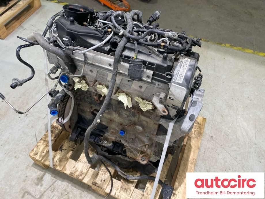 Motor diesel til VW Passat 2011-2015 (B7) (B7) (03L 100 090 J|)