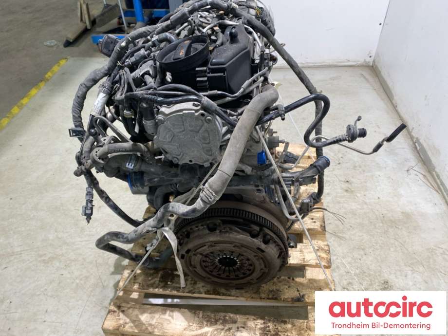 Motor diesel til VW Passat 2011-2015 (B7) (B7) (03L 100 090 J|)