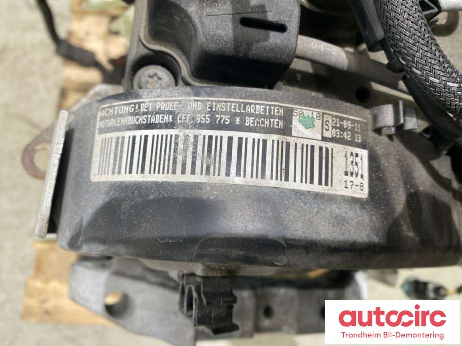 Motor diesel til VW Passat 2011-2015 (B7) (B7) (03L 100 090 J|)