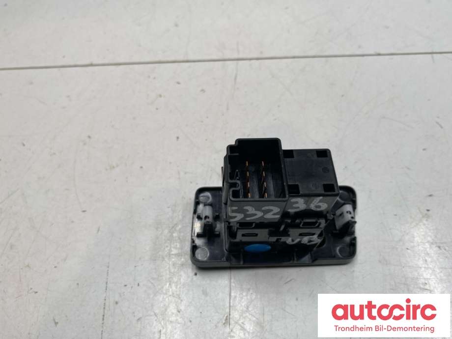 Bryter ruteheis til Ford F-150 Raptor 2017-2020 (P552) (P552) (HL3T-14B135-BCW|)