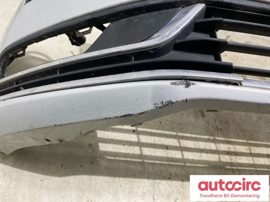 Støtfanger foran til VW Passat 2011-2015 (B7) (B7) (3AA 807 217 F|)