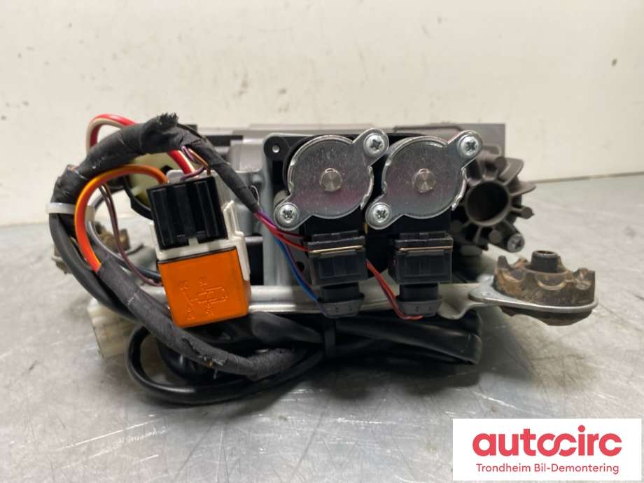 Kompressor nivå/luft til BMW X5 2000-2006 (E53) (E53) (37 22 6 787 616|)
