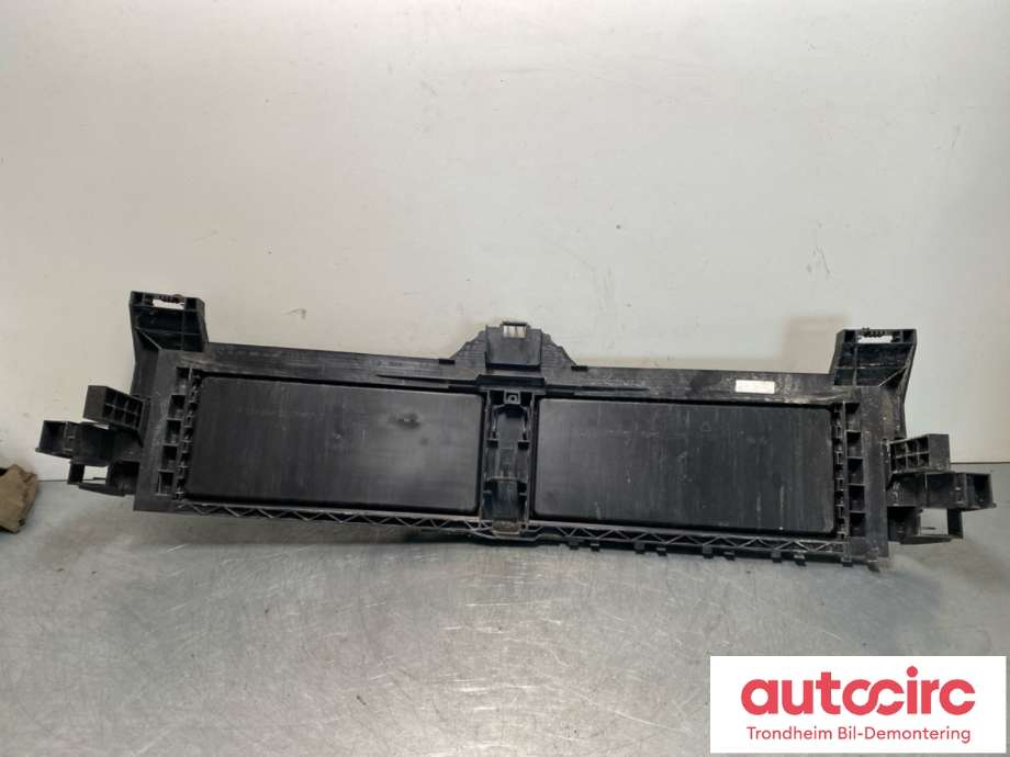 Frontplate øvre til Mercedes EQB, 2022-->>  (A2478807101)