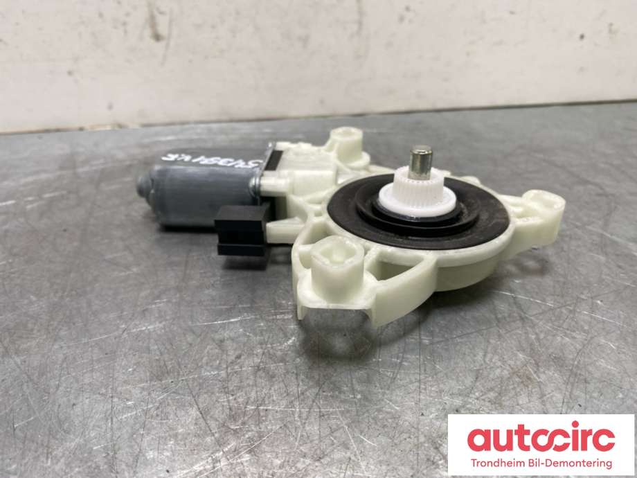 Ruteheis, kun motor, venstre foran til Mercedes EQB 2022-->>  (A 000 906 29 10|A 000 906 96 14|)