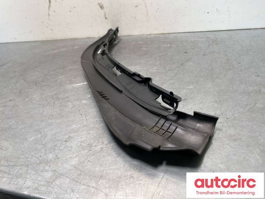 Frontlykt holder/feste til BMW iX1 2023-->> (U11) (U11) (VF|51 76 9 883 429|)