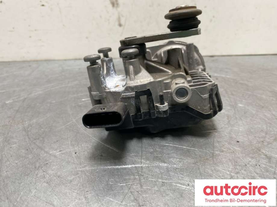 Viskermotor frontrute til Mercedes EQB 2022-->>  (A2478201101|)