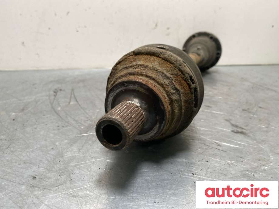Drivaksel venstre foran, diesel/manuell til Audi A3 2003-2008 (Type II, Fase 1)  (1K0 407 271 AT|1K0 407 451 CX|1K0 407 271 LB)