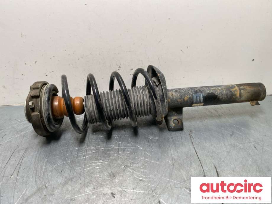 Fjærbein høyre foran til Audi A3 2003-2008 (Type II, Fase 1) (1K0 413 031 AT|1K0 413 031 EA|)