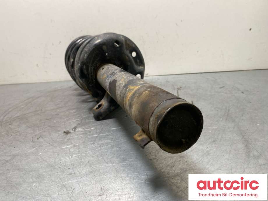Fjærbein høyre foran til Audi A3 2003-2008 (Type II, Fase 1) (1K0 413 031 AT|1K0 413 031 EA|)