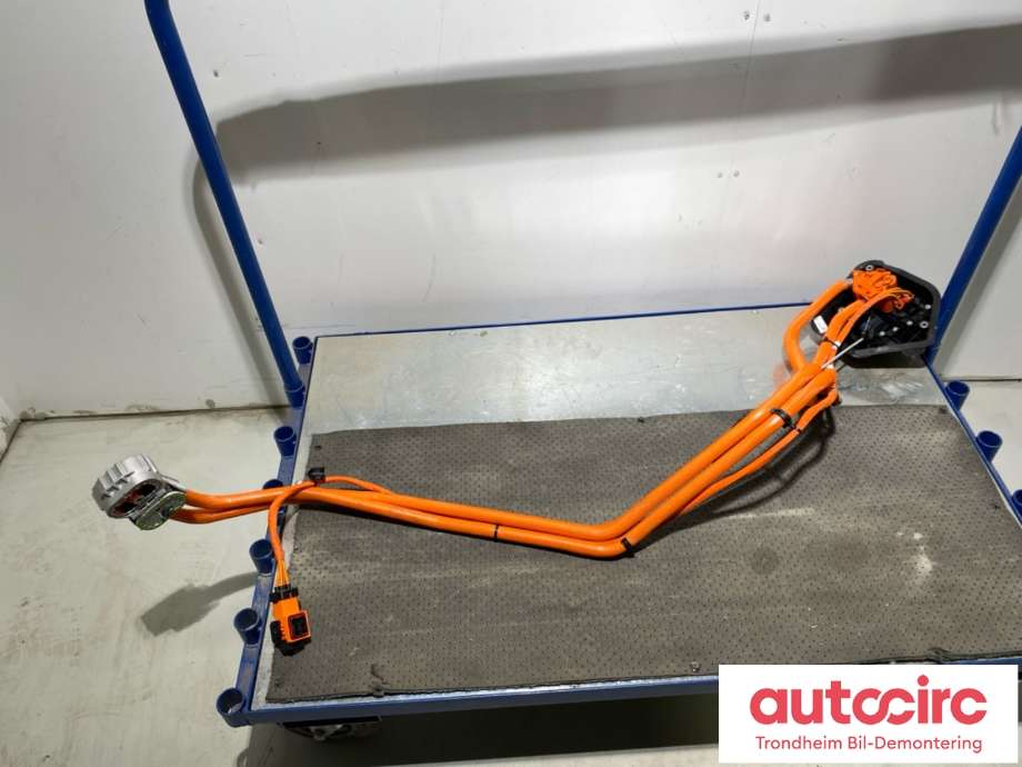 Batterilader inntak/luke til Tesla Model 3 2024-->> (Fase 2)  (1501773-50-D|)