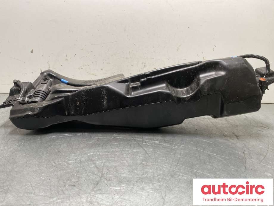 Spylertank til Tesla Model 3 2024-->> (Fase 2) (1739233-00-G|1807860-00-E|1807860-00-F)
