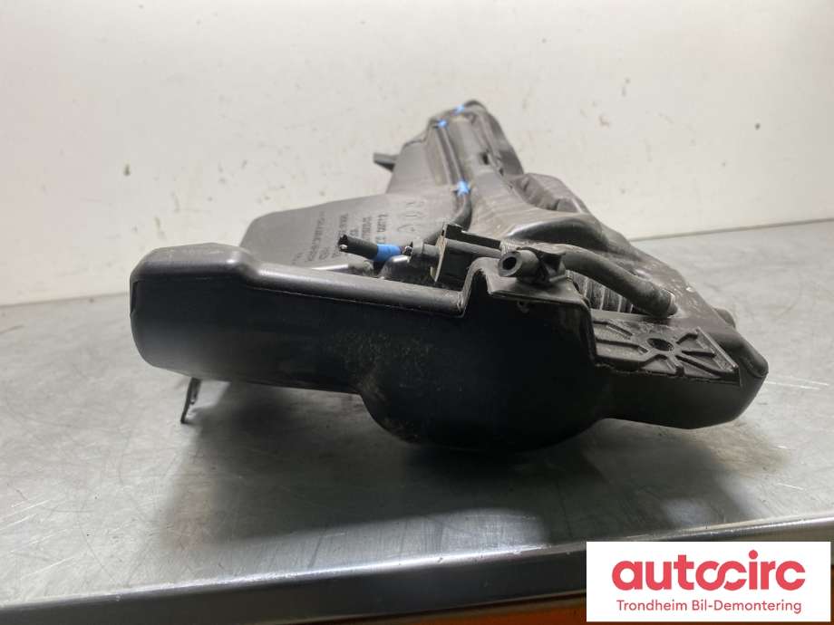 Spylertank til Tesla Model 3 2024-->> (Fase 2) (1739233-00-G|1807860-00-E|1807860-00-F)