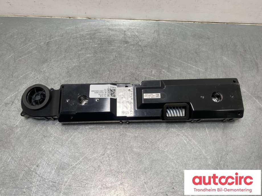 Styreenhet diverse til Tesla Model 3 2024-->> (Fase 2)  (1702588-S0-I|1702588-S0-J|)