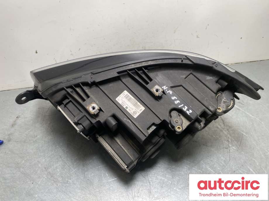 Frontlykt høyre full-LED til VW Transporter / Caravelle 2015-2019 (T6) (T6) (7E1941774|)