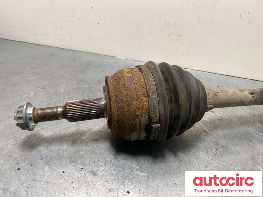 Drivaksel høyre foran, diesel/automat til VW Transporter / Caravelle 2015-2019 (T6) (T6) (7E0 407 276 T|7LA 407 272 L|7E0 407 454 RX)