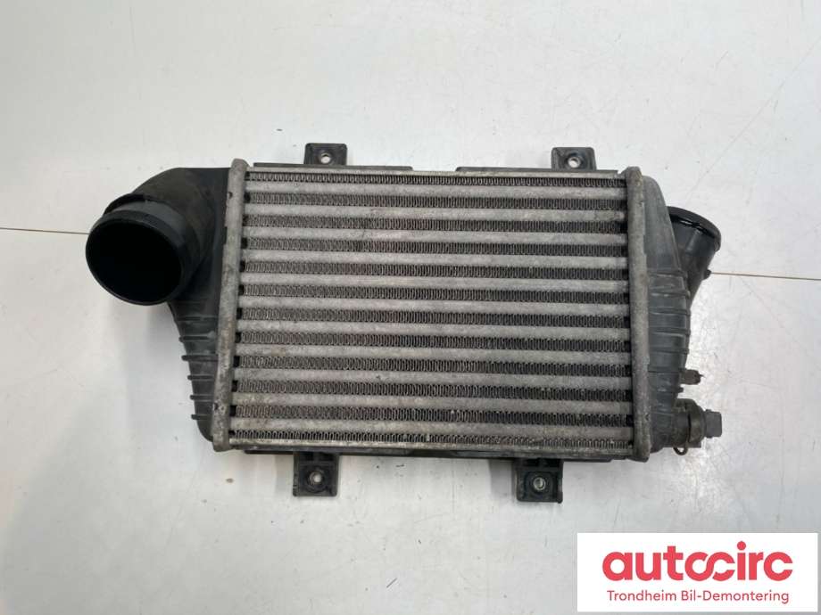 Intercooler til VW Transporter / Caravelle 1990-2003 (T4) (T4) (701 145 805 A|)
