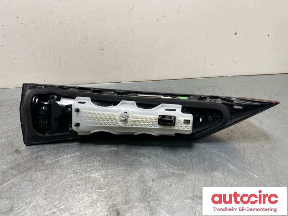 Baklykt høyre indre til BMW iX1 2023-->> (U11) (U11) (63 21 9 465 356|H8946535609|)