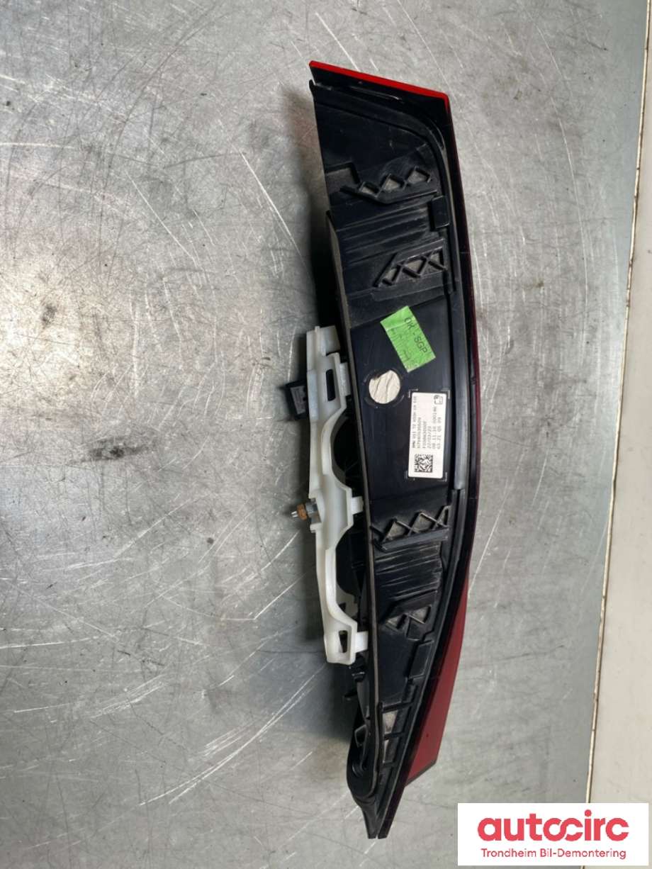 Baklykt venstre indre til BMW iX1 2023-->> (U11) (U11) (63 21 9 465 355|H7946535509|)