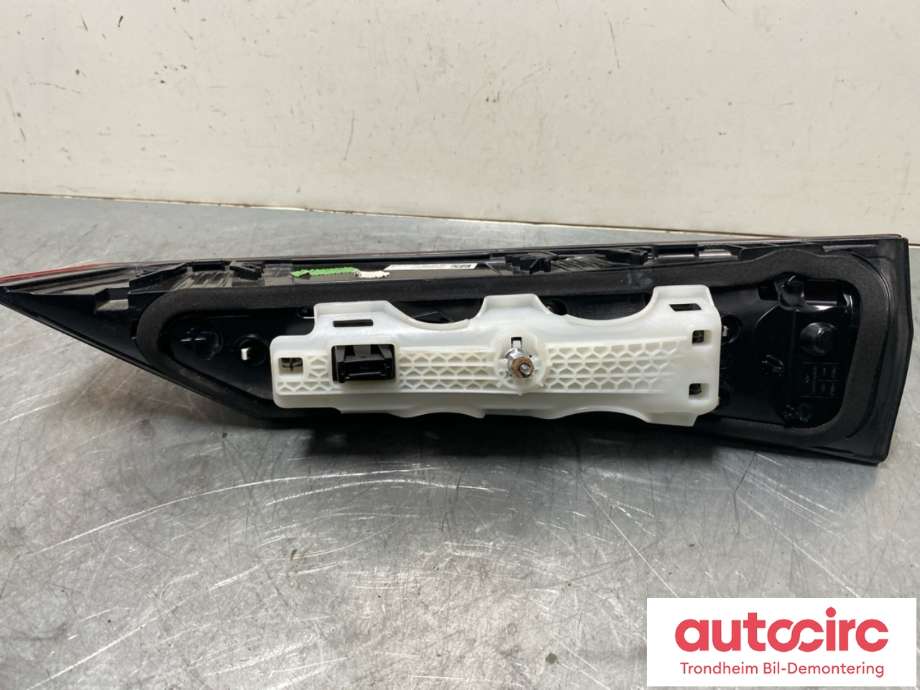 Baklykt venstre indre til BMW iX1 2023-->> (U11) (U11) (63 21 9 465 355|H7946535509|)