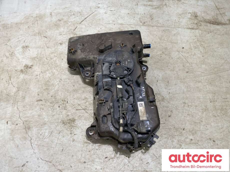 AdBlue tank til VW Transporter / Caravelle 2015-2019 (T6) (T6) (7E0 131 877 H|)