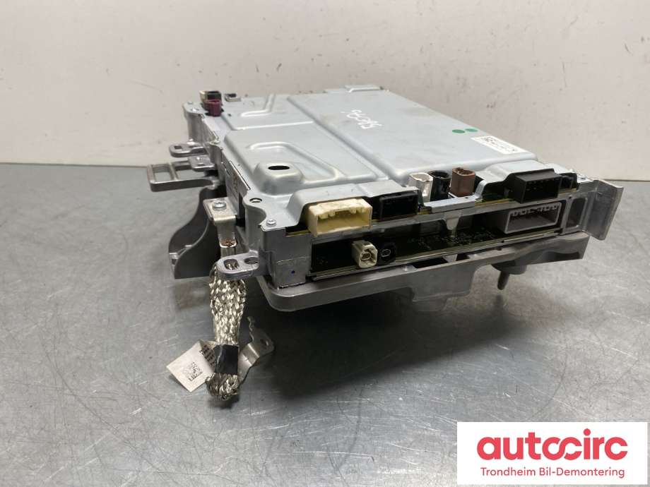 Styreenhet autopilot til Tesla Model 3 2024-->> (Fase 2)  (2001418-S0-E|2001418-S0-F|)