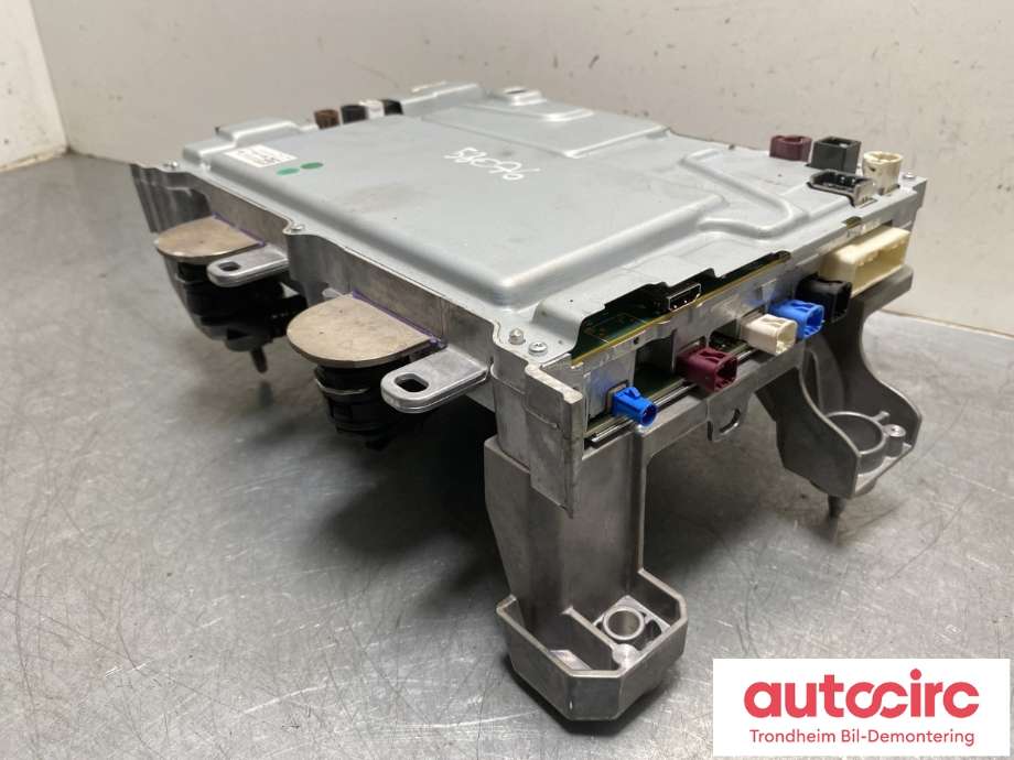 Styreenhet autopilot til Tesla Model 3 2024-->> (Fase 2)  (2001418-S0-E|2001418-S0-F|)