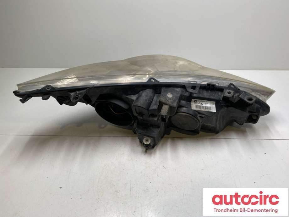 Frontlykt venstre halogen til Peugeot 307 2001-2004 (Fase 1)  (AL|6208 86|)