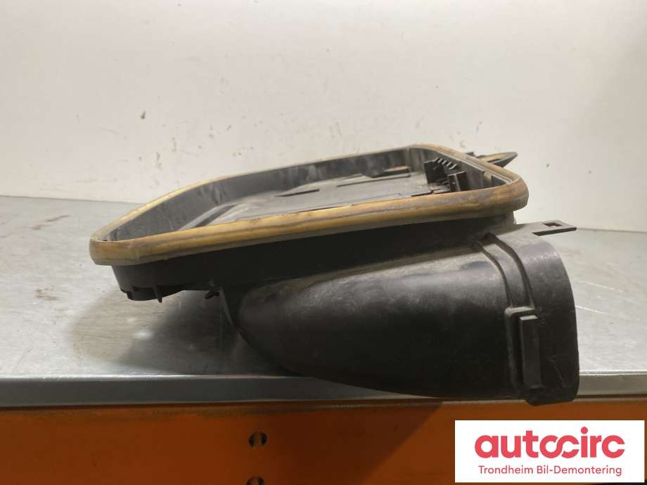 Luftfilterboks til BMW 5-Serie 2010-2017 (F10/F11) (F10/F11) (13 71 7 812 462|)