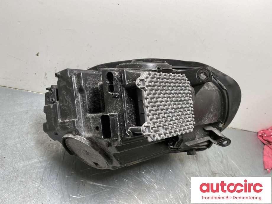 Frontlykt venstre full-LED til Mini Countryman 2017-2023 (F60) (F60) (63 11 7 441 313|)