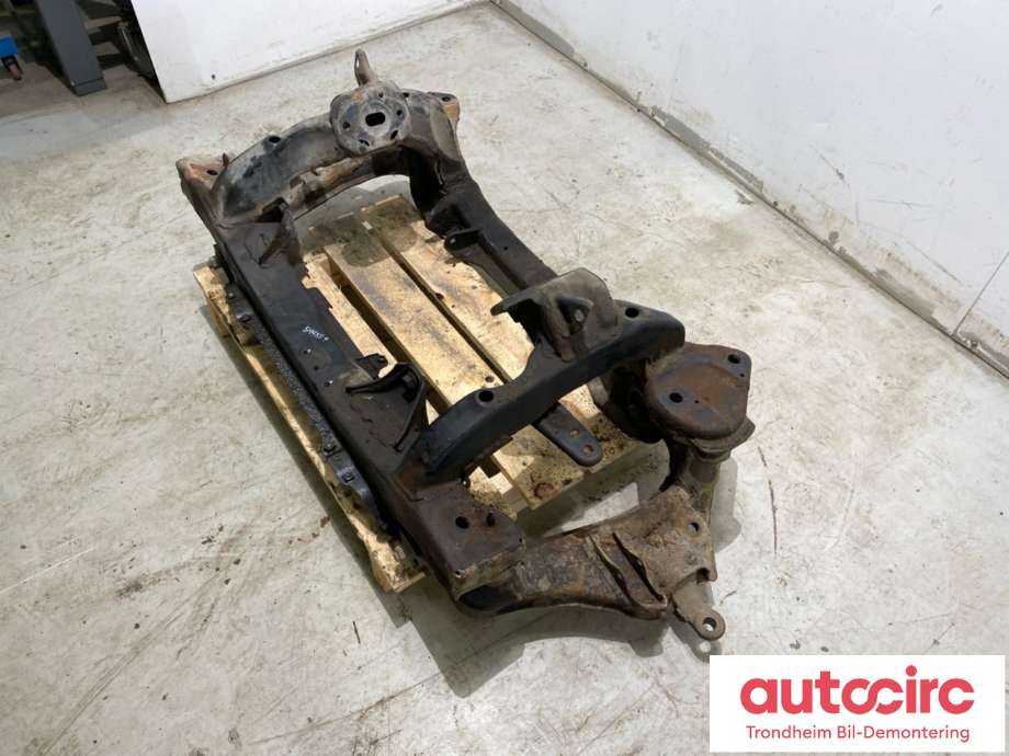 Travers foran hoved til Toyota Hiace 2007-2012 (Fase 3) (51210-26021|5121026021|)