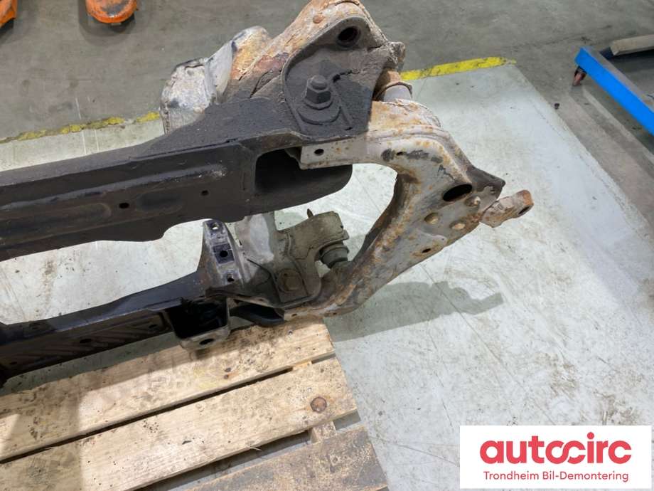 Travers foran hoved til Toyota Hiace 2007-2012 (Fase 3) (51210-26021|5121026021|)