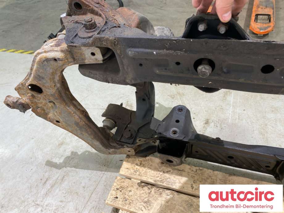 Travers foran hoved til Toyota Hiace 2007-2012 (Fase 3) (51210-26021|5121026021|)