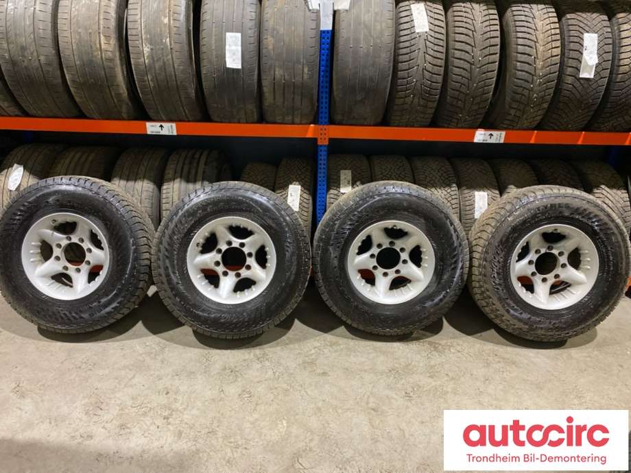 Hjulsett aluminium vinter til Ford F-250, 1997-2003  (16 TOMMER|LT265/75/R16 119/116Q)