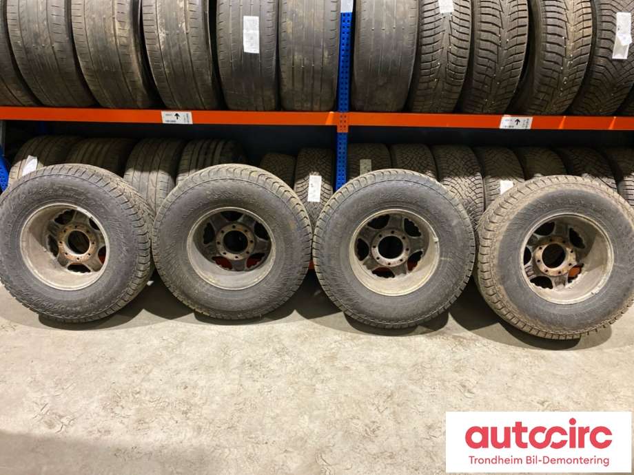 Hjulsett aluminium vinter til Ford F-250 1997-2003 (16 TOMMER|LT265/75/R16 119/116Q|4923|8MM)