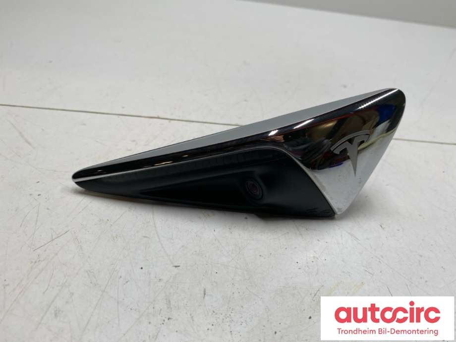 Kamera til Tesla Model 3 2018-2023 (Fase 1) (1125107-77-C|1125107-00-A|1125107-77-A| 1125107-77-B| 1125107-88-A| 1125107-77-D| 1125107-77-E| 1495865-20-C| 1495865-20-D| 1495865-20-E| 1495865-20-F| 1495865-20-G)