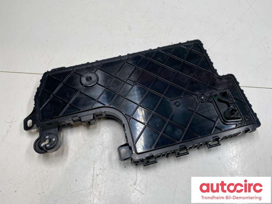 Styreenhet comfort (BCM) til Tesla Model 3 2018-2023 (Fase 1)  (1078673-90-K|1078673-00-K|1078673-00-L| 1078673-32-L)