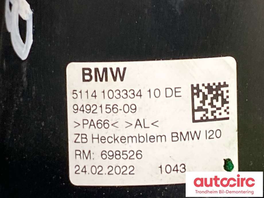 Emblem til BMW iX 2021-->> (I20) (I20) (PÅ BAKLUKE|51 14 9 492 156|)