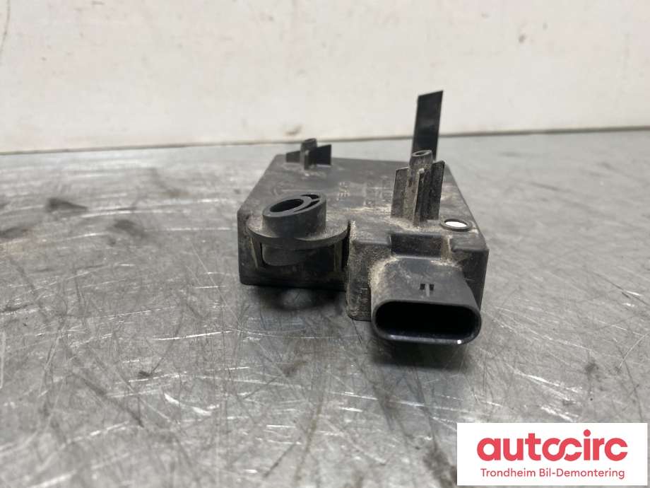 Styreenhet diverse til Tesla Model 3 2018-2023 (Fase 1)  (1097855-00-E|1097855-00-F|1097855-00-H| 1097855-90-F| 1097855-90-H| 1097855-99-E)