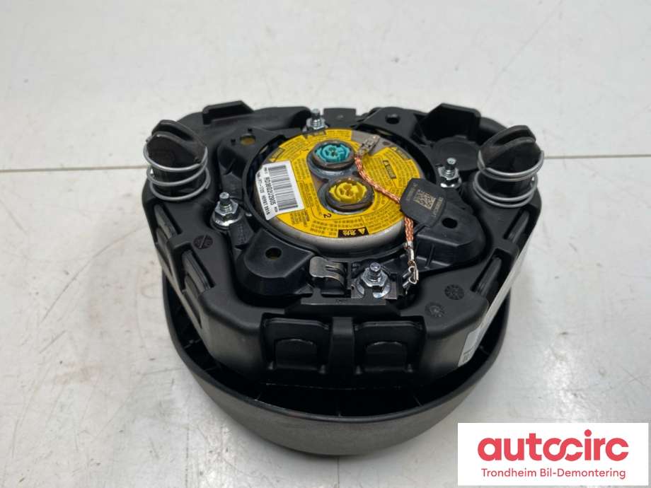 Airbag rattpute til Mercedes B-Klasse, electric drive 2014-2018 (W242) (W242) (A 000 860 07 00|A 000 860 02 01|)