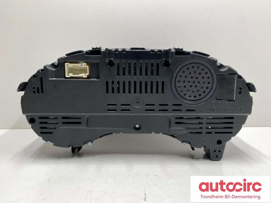Instrumentpanel til Mercedes B-Klasse, electric drive 2014-2018 (W242) (W242) (A 242 900 05 02|A 242 900 45 02|)