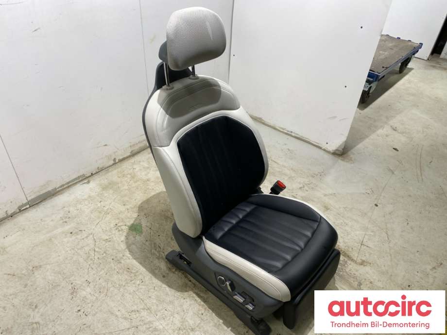 Sete foran høyre til Kia EV9 2023-->>  (88400DO 710C27|88400DO 711C27|)