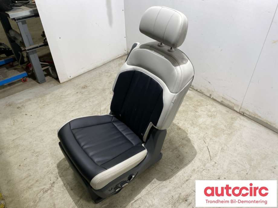 Sete bak til Kia EV9 2023-->>  