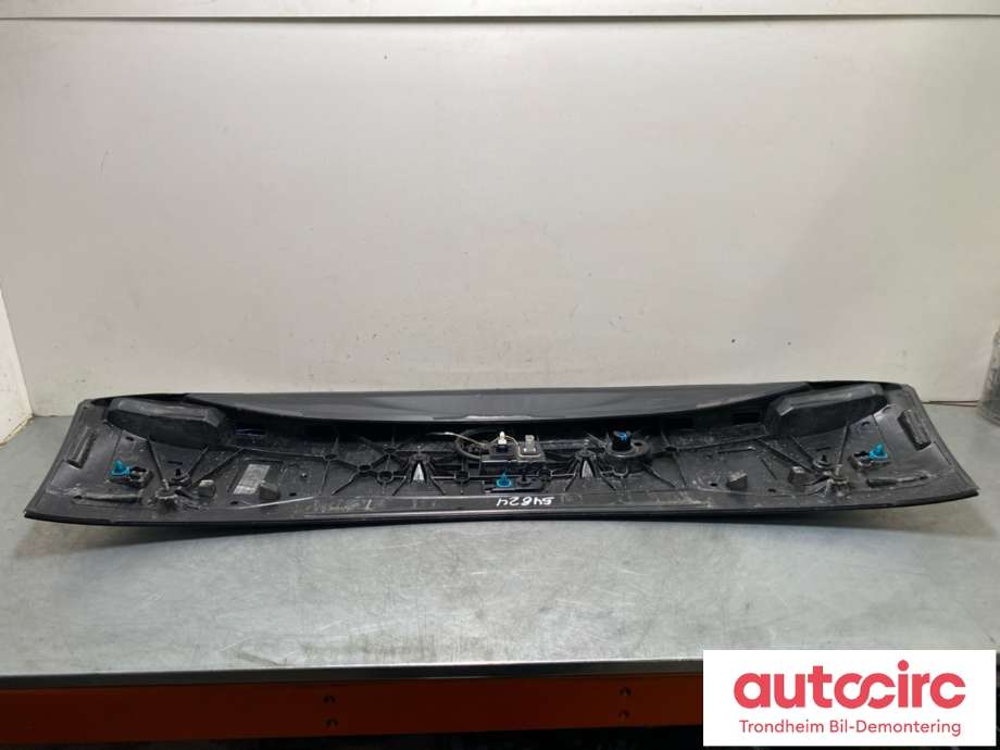 Spoiler bakluke til Mercedes EQE 2022-->>  (A 294 790 01 00|A2947900100|)