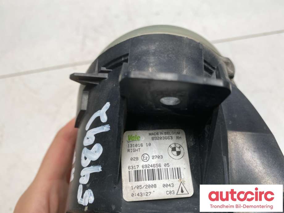 Tåkelykt høyre foran til BMW X3 2007-2010 (Fase 2) (E83) (E83) (VALEO|63 17 6 924 656|)
