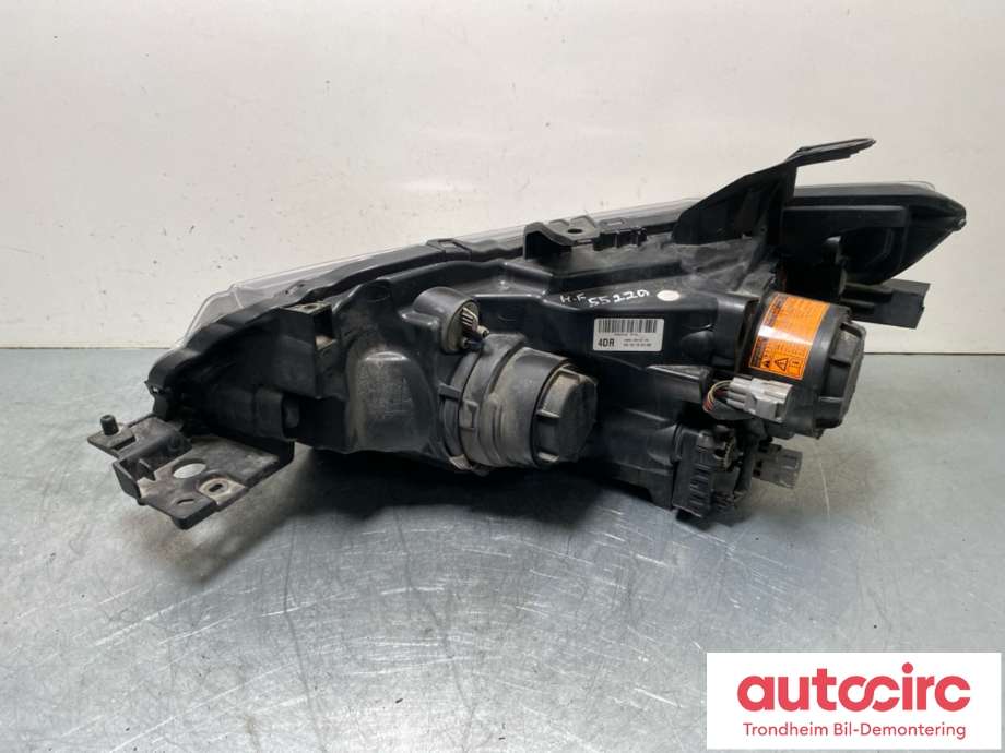 Frontlykt høyre xenon til Mitsubishi Outlander 2012-2015 (Type III, Fase 1)  (8301C204|)